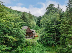 Chalet Lodge 9 by Interhome Spean Bridge